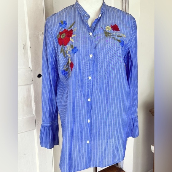 LOFT EMBROIDERED TAB COLLAR BUTTONDOWN TOP BLUE WHITE STRIPED BOHO RUFFLE SLEEVE - Picture 1 of 11